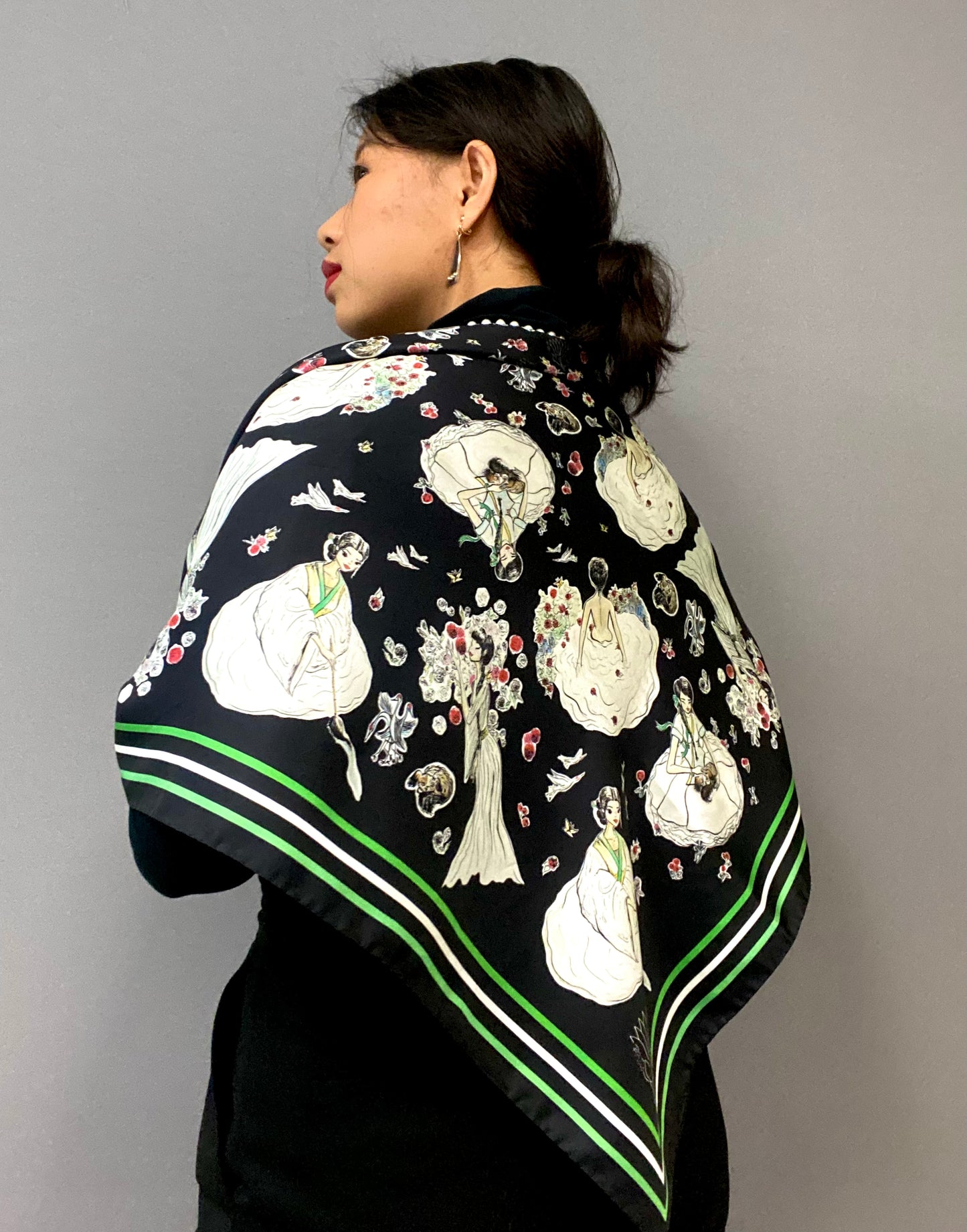 The "Peaceful Presents" Carré 100% mulberry silk scarf