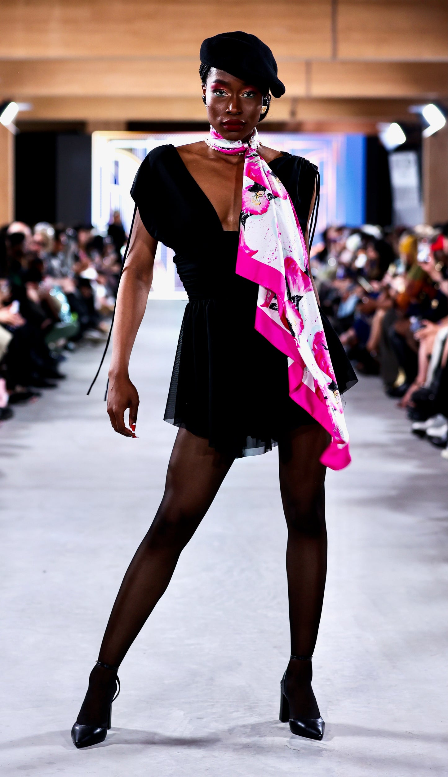 The "SWEET" Carré 100% mulberry silk scarf